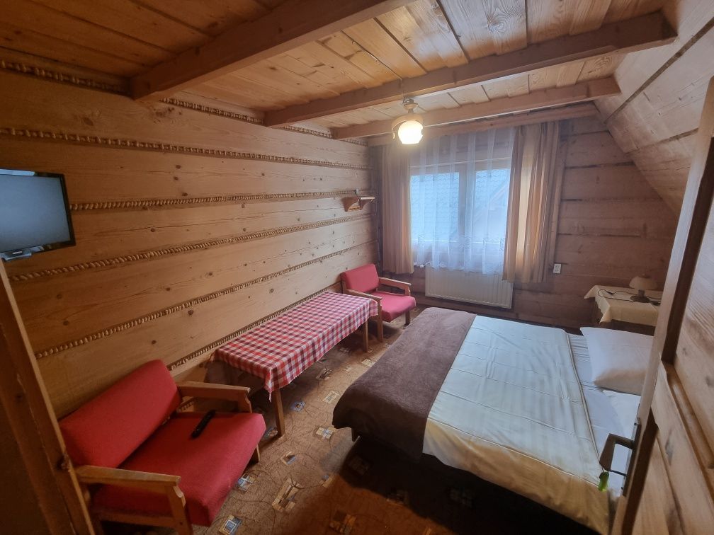 Zakopane Wynajem Pokoje gościnne z łazienkami na korytarzu niska cena