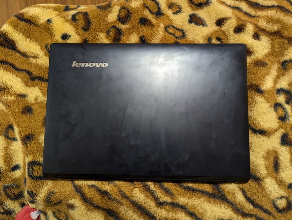 Ноутбук Lenovo игарний стан