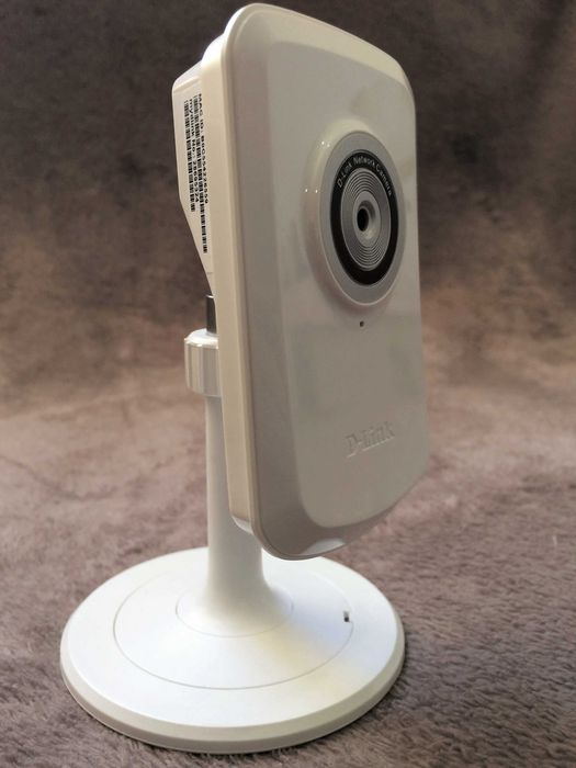 Câmara de Vigilância D-Link DCS-930L – WiFi / Cabo – Excelente Estado