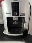 Máquina de café expresso automática Krups - para café em grão