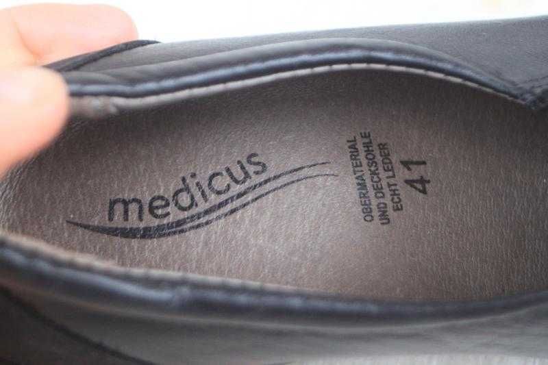 Туфли лоферы Medicus кожа Германия 41р туфлі лофери