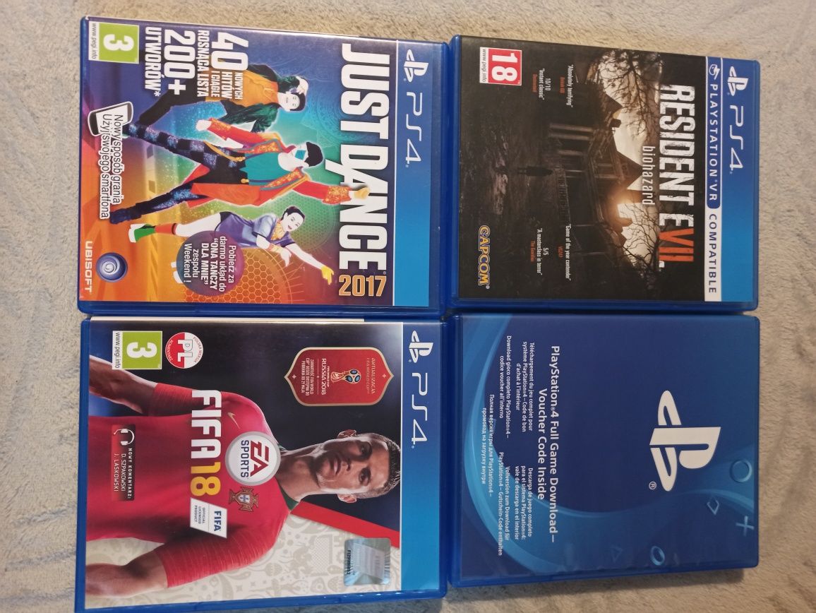 Konsola PS4 PRO CUH7016B + gogle VR CHU-ZVR2 + 2 PS move, pad i 4 gry