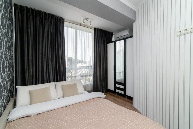 Сдам 3 ком квартиру парк" Победы"!