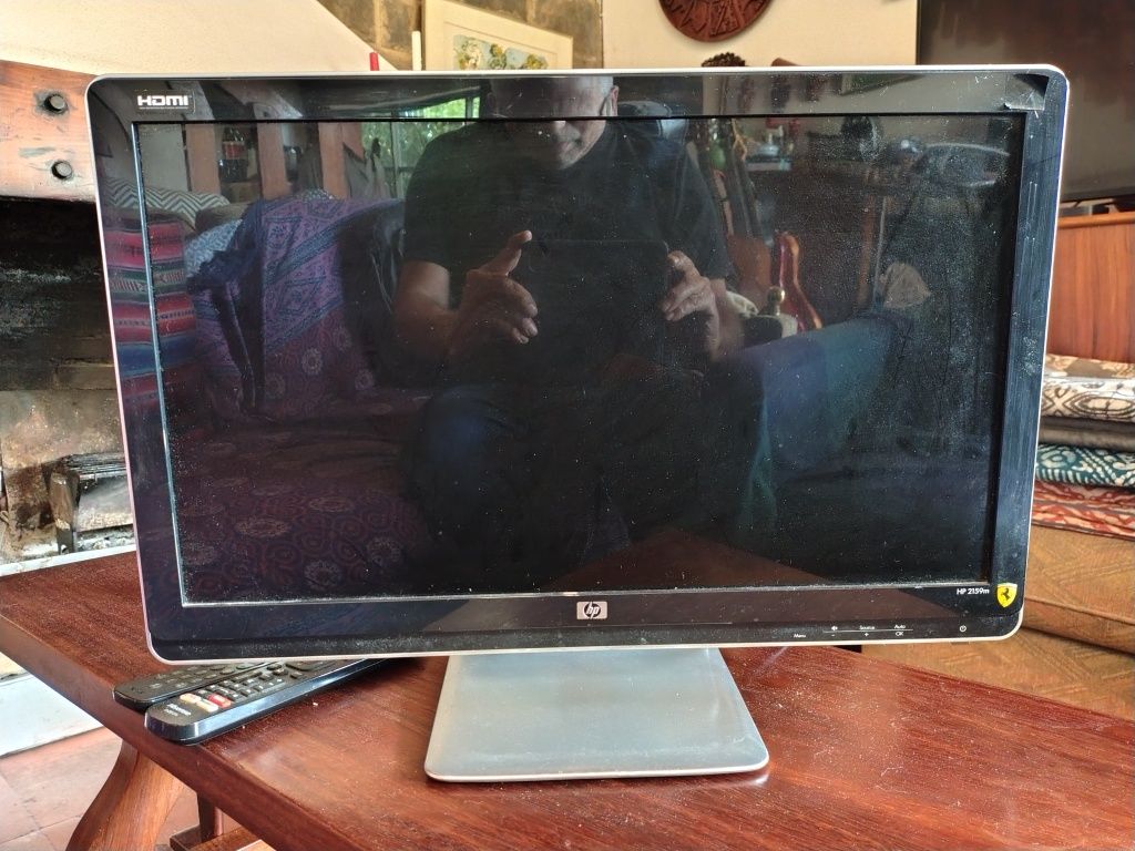Monitor hp 3159m