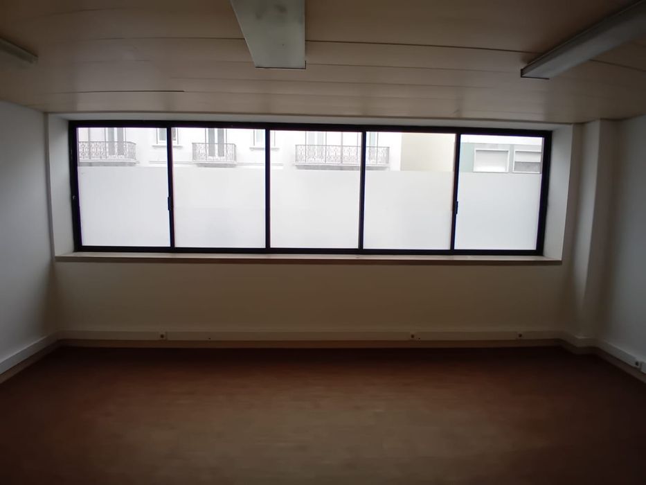 Sala escritorio para ceder