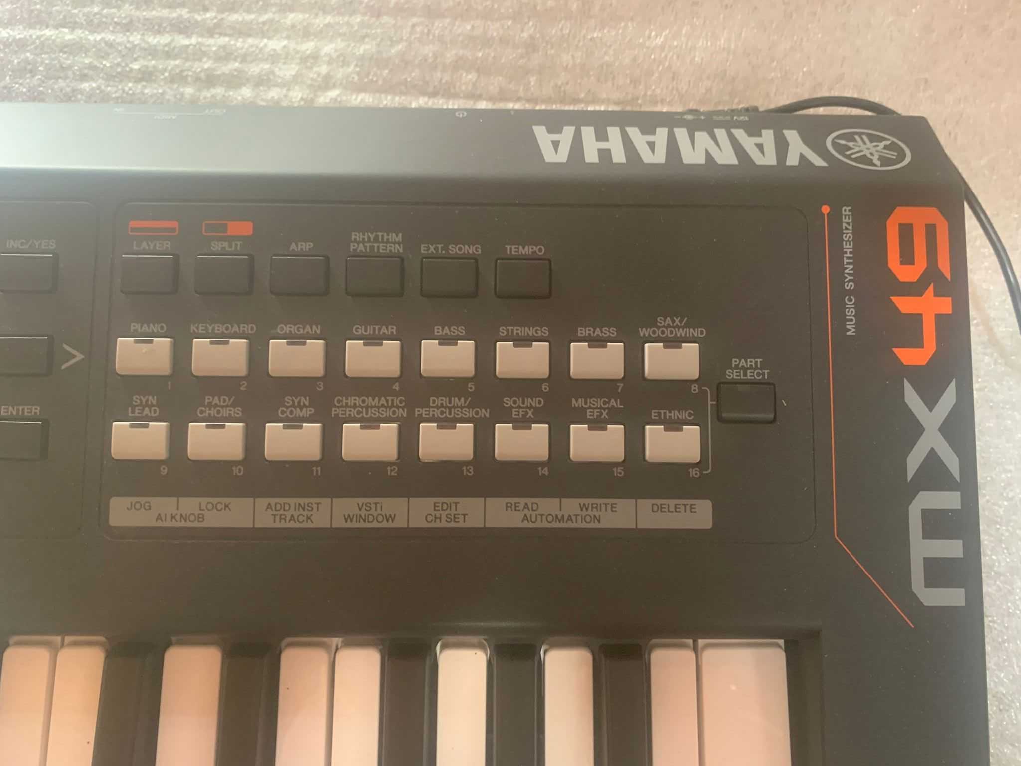 Yamaha MX49 V2 Black Sintetizador muito bom estado