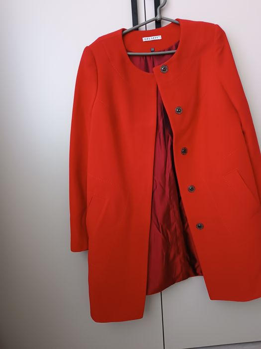 Жіночий одяг ,пальто