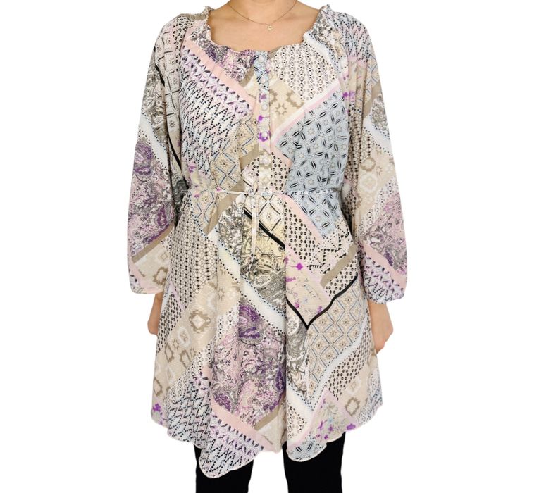 Wielokolorowa tunika z patchworkowym wzorem, wiązaniem w talii