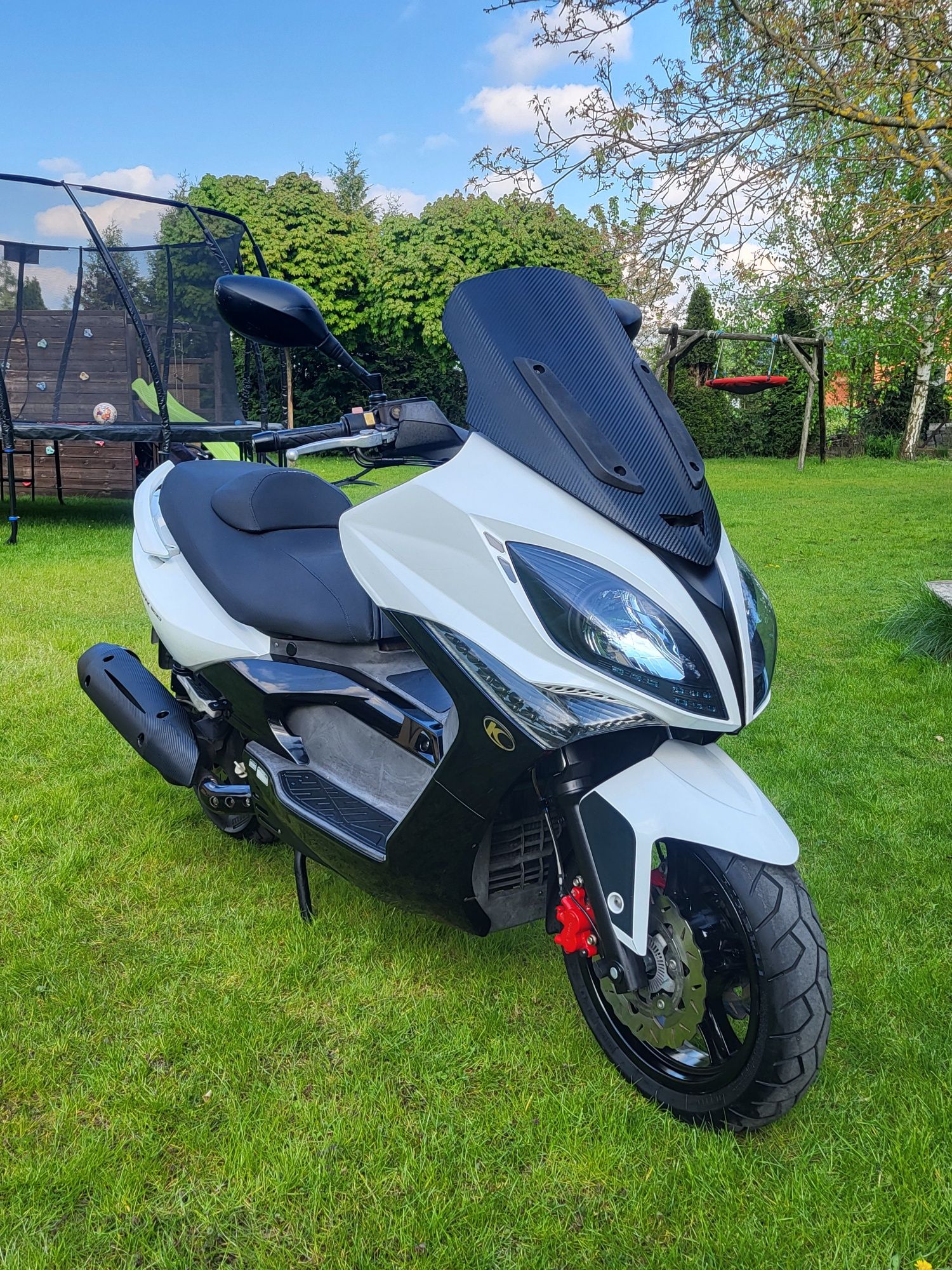 Kymco Xciting 300 R ( downtown )