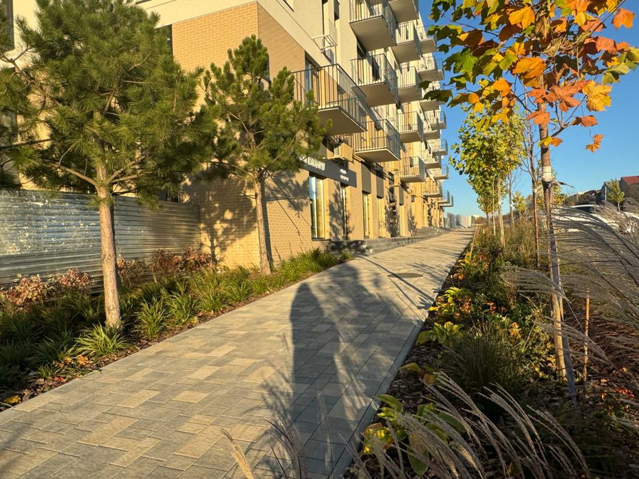 Продаж комерційного приміщення 65.65 кв.м. м. Пустомити