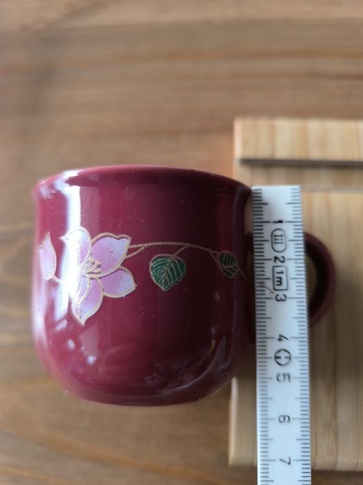 Mały kubeczek /filiżanka bez spodka ze darmo