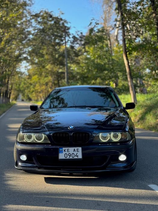 Продам BMW E39 V8 3.5 безванос!