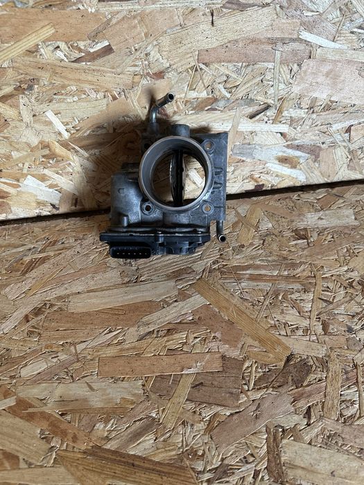 Дросельна заслонка Mazda 6 Gj