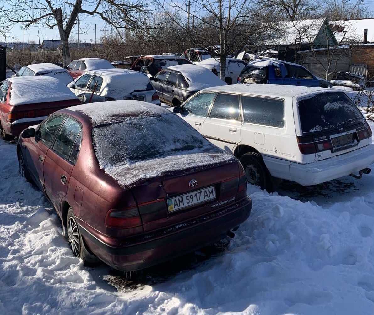 Запчасти Toyota carina E