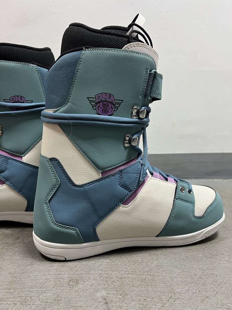 Buty snowboardowe DEELUXE DNA trap - nowe