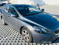 Volvo V40 1.6 Diesel GPS Câmara Sensores Estofos em Pele Económica
