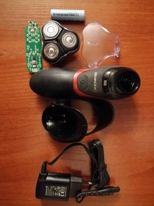Запасные части к бритве REMINGTON R8