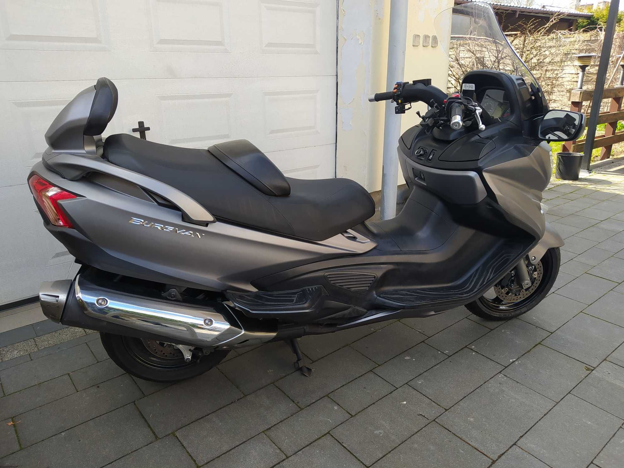 Suzuki Burgman 650 z 2015r zarejestrowany PL