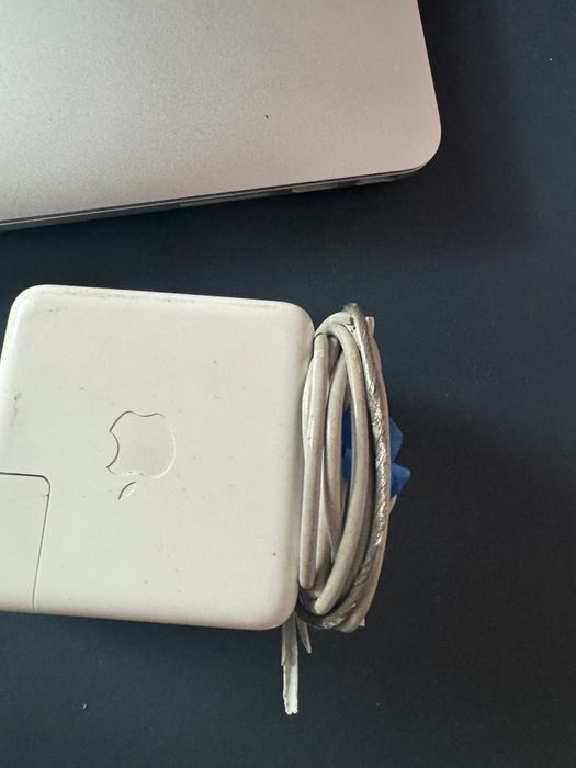 Macbook pro 256 GB okazja