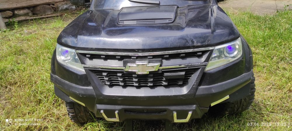 Електромобіль дитячий