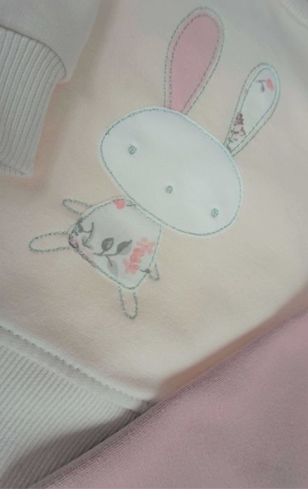 Dres jasny z króliczkiem rozmiar 62