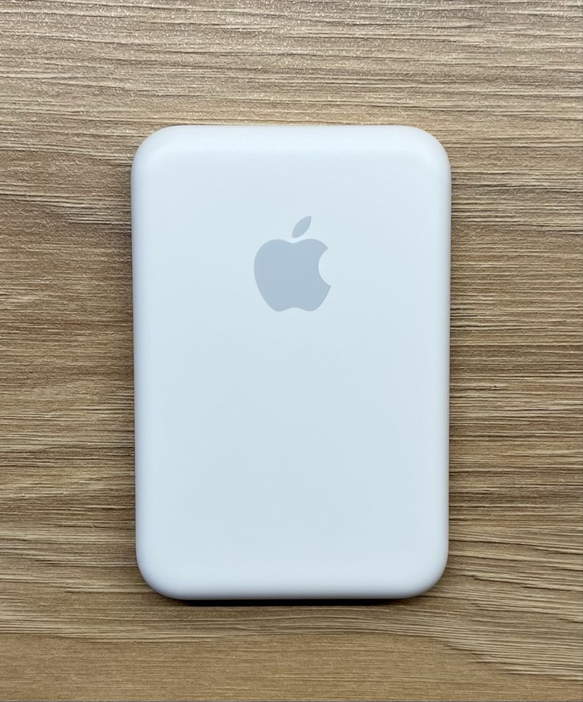 Nowy Powerbank Apple Magsafe ze Skórzanym Etui Nomad