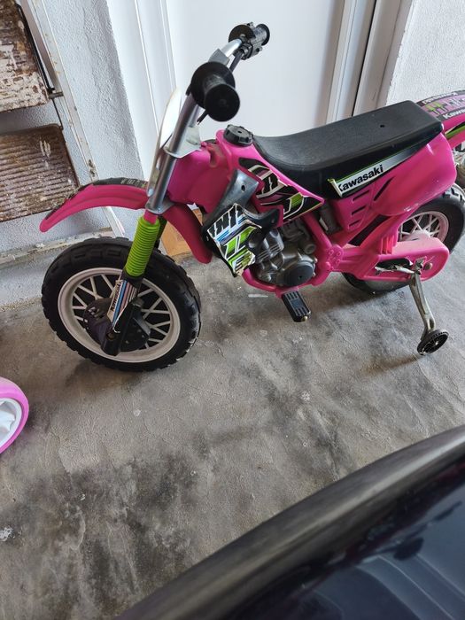 Mota bateria criança