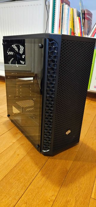 Ryzen 9 5900X Asus TUF GAMING X570-PLUS 64GB 3200 CL16 Crucial Obudowa