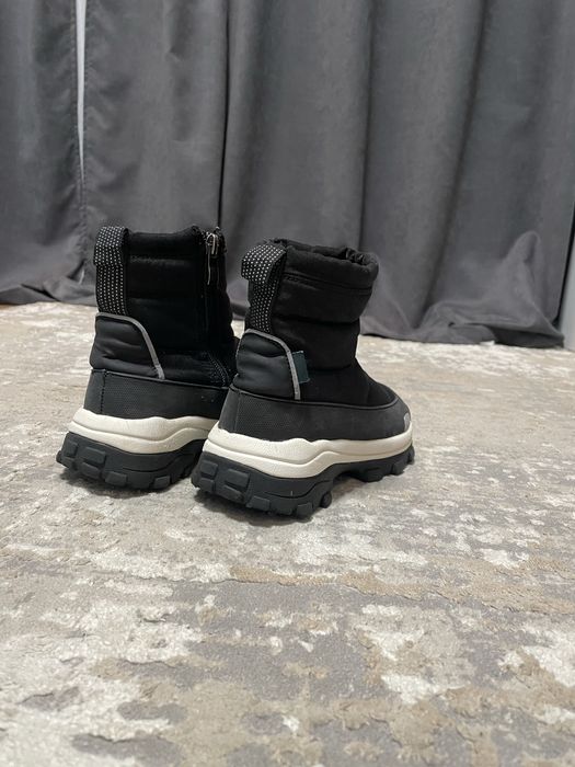 Продам зимове взуття Zara для хлопчика