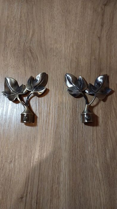 Zakończenia karnisza, fi 16mm. Nowe.