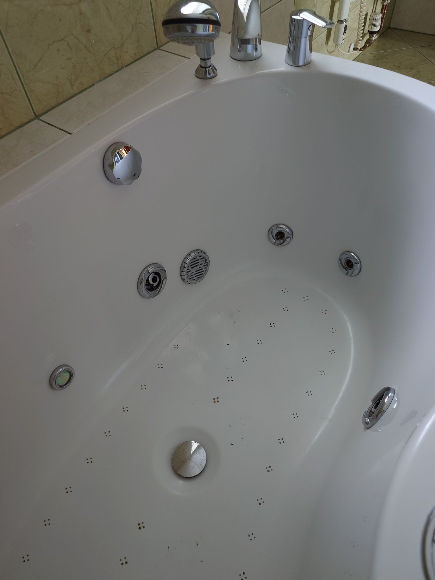 Wanna z hydromasażem