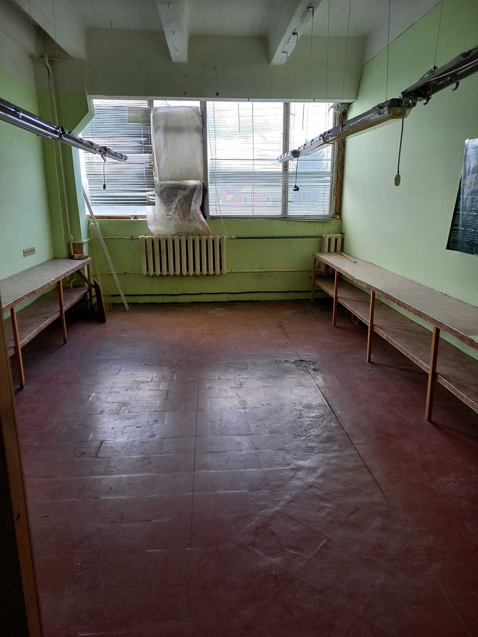 Складське приміщення 220 м2,  висота 4,5 м, 2 поверх