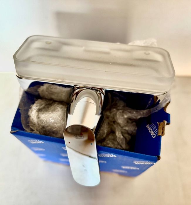 Grohe Eurosmart Cosmopolitan Змішувач для душу 32837000 + ПОЛИЧКА