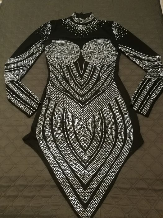 Святкова сукня чорна з пайетками, р. 44-46.