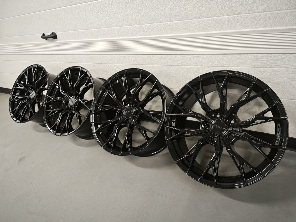 Felgi Arceo Roma 19 " 5x112 et 45 czarny połysk