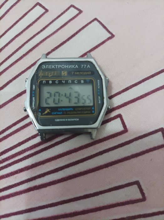 Часы Электроника 77А