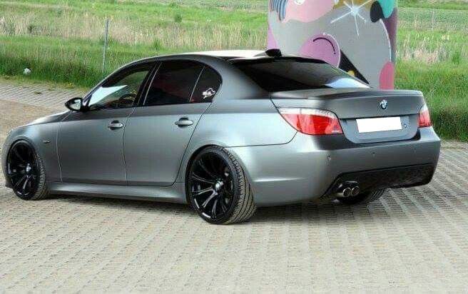 BMW E60 03-08 M-PAKIET progi dokładki progowe