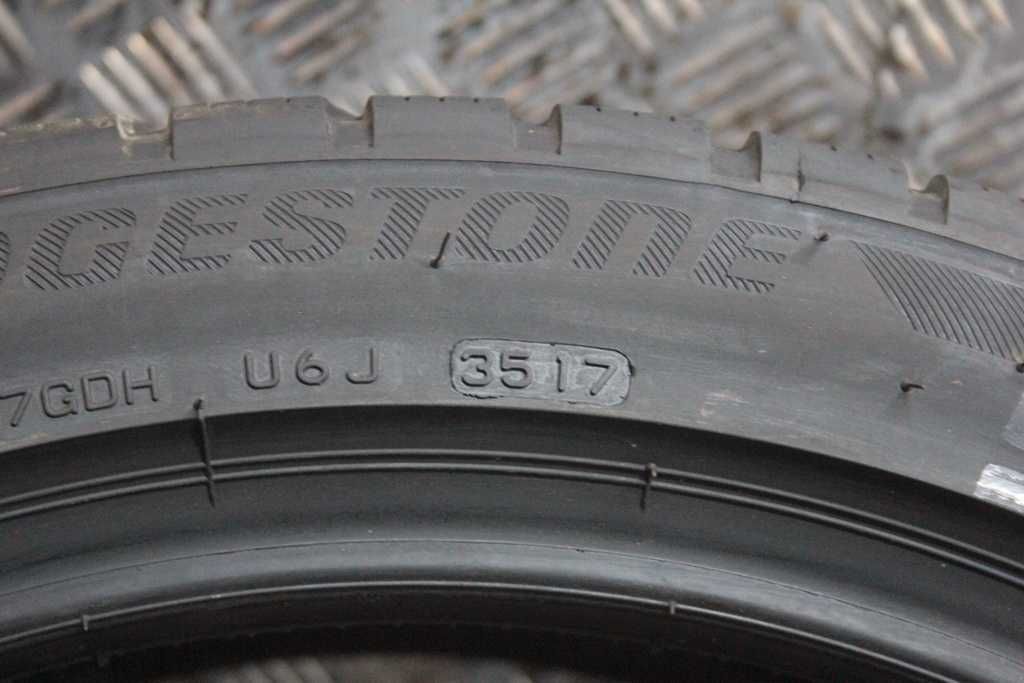 255/40/20 Bridgestone Blizzak LM 001 255/40 R20 97W