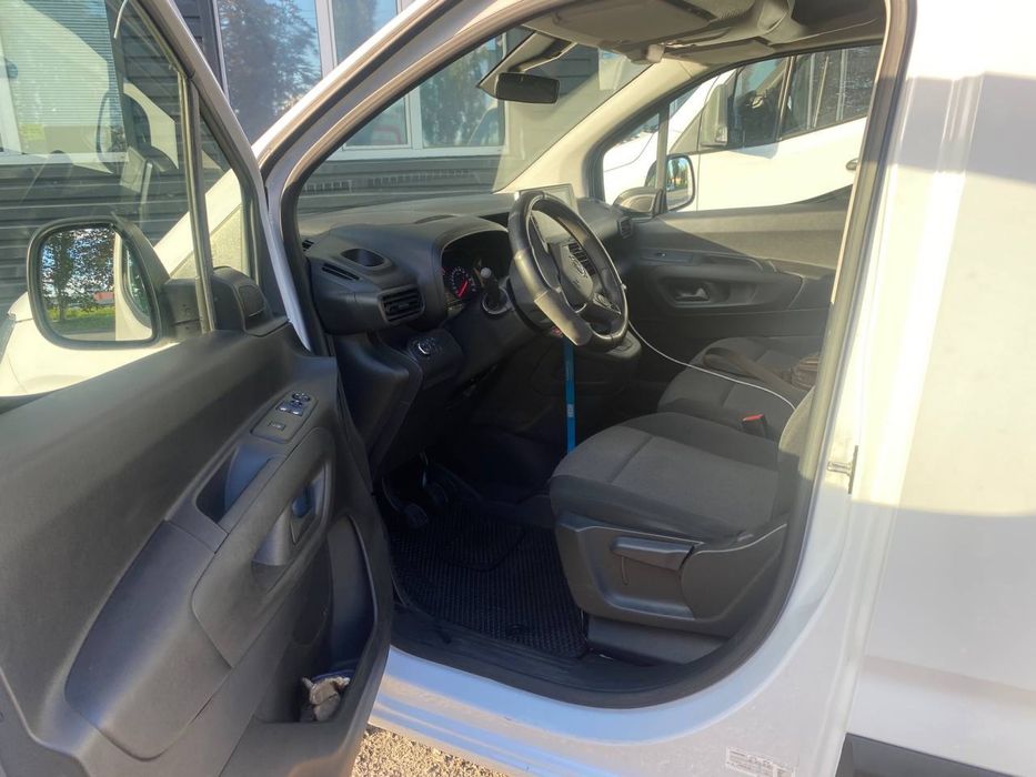 Продам авто Opel Combo