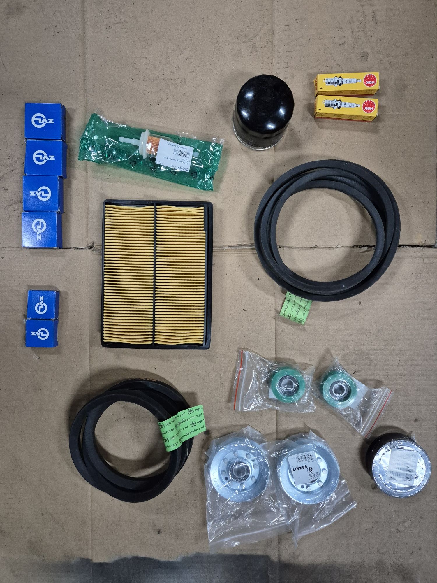 Traktorek Kosiarka Honda 2620 pompa oleju 20KM dwa cylindry