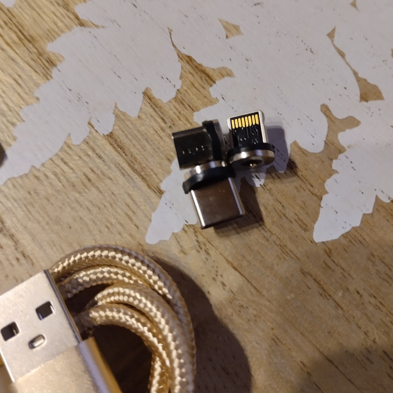Kabel USB typu 3 w1 nowy 1 m magnetyczny