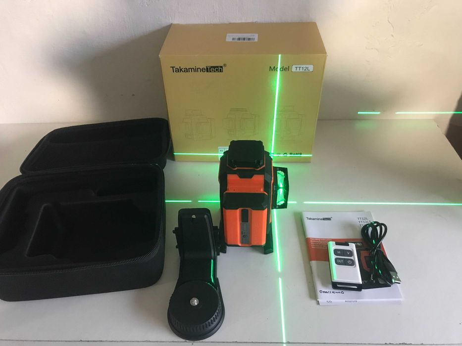 Лазерний рівень TakamineTech 3x360, зелений, 3D з 12 лініями