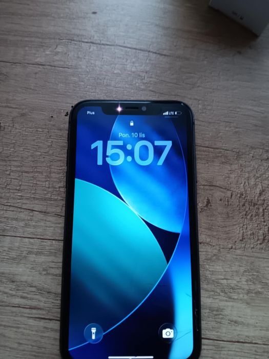 Iphone 11 89% baterii