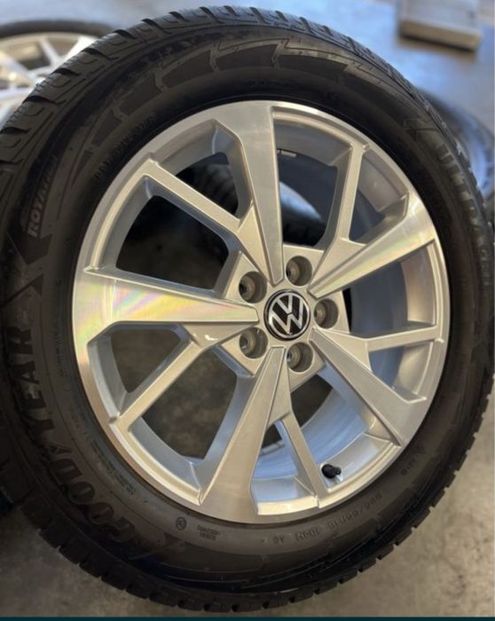 Koła Zimowe 18 VW Tiguan 5x112 Goodyear 235/55R18 Felgi Zima R Line