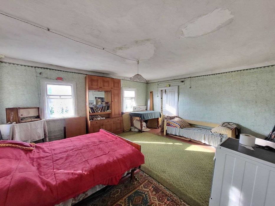 Продам будинок в центрі міста Остер.