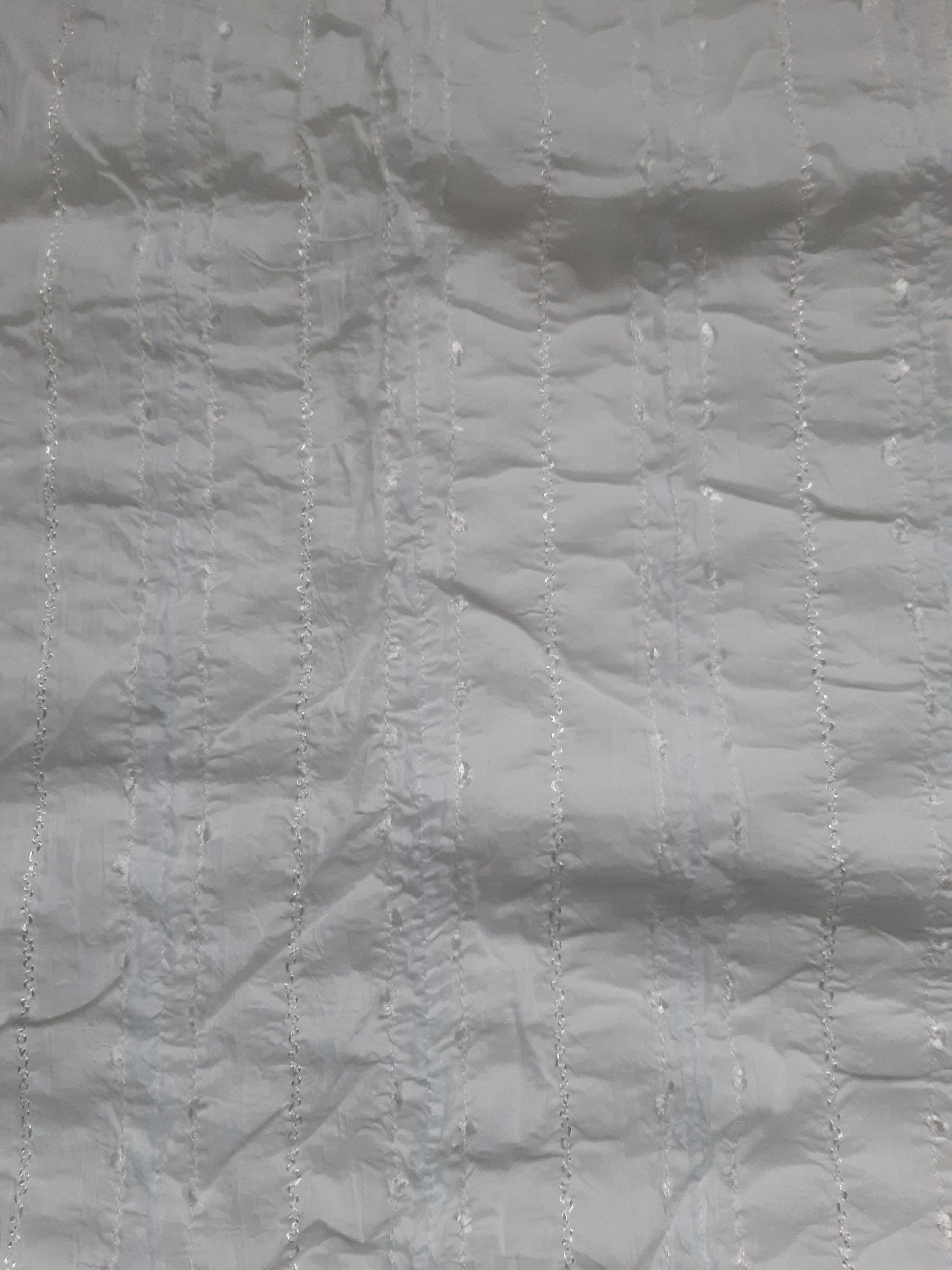 Ткань батист белый  жатый с вышивкой