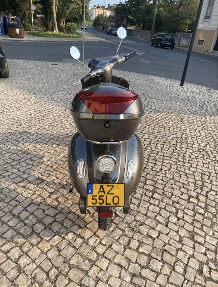 Scooter Elétrica 50cc (2023) — Pouco usada, Só 140km!