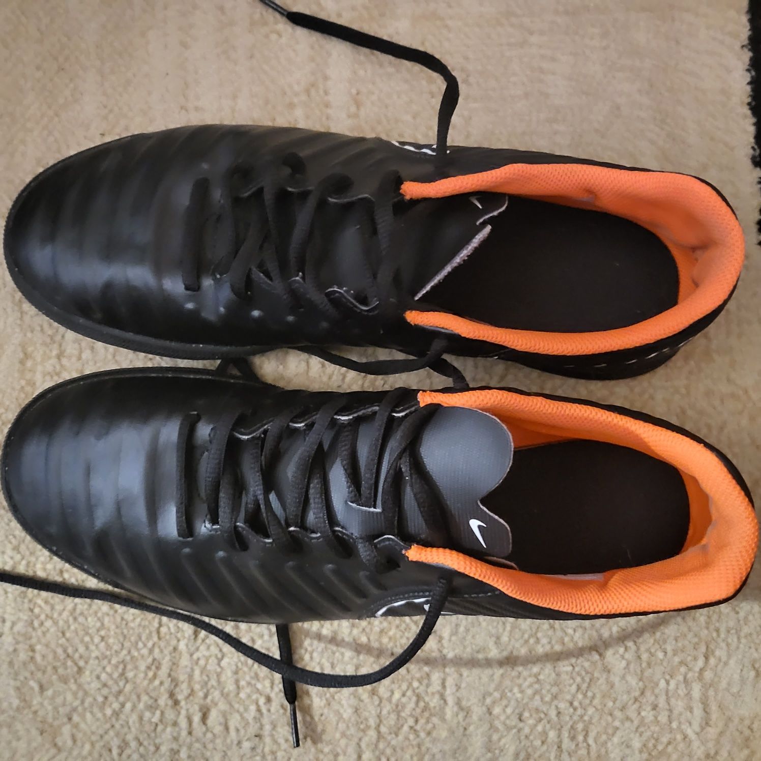 Nike Tiempo LegendX, halówki, rozm. 44, wkładka 27,5 cm