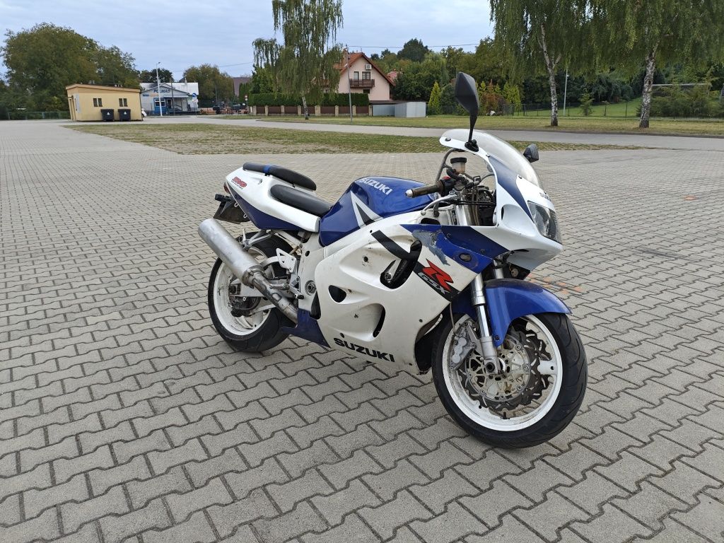 Suzuki GSX-R 750 SRAD 1997r. do niewielkich poprawek