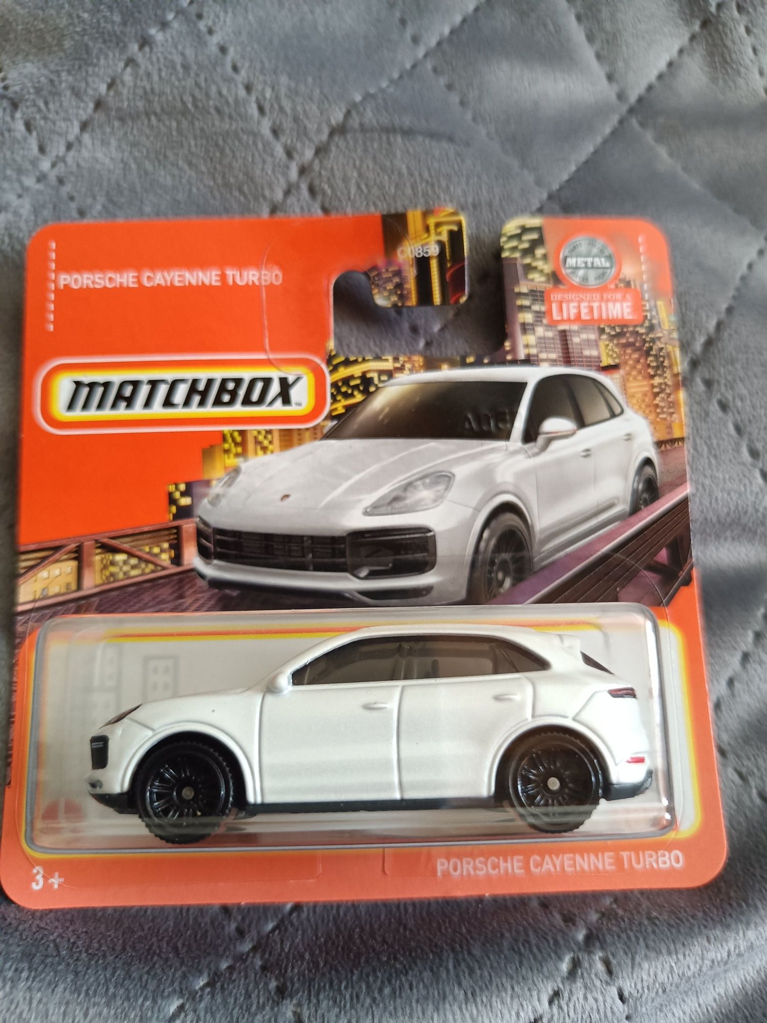 Porsche Cayenne Matchbox Nowość